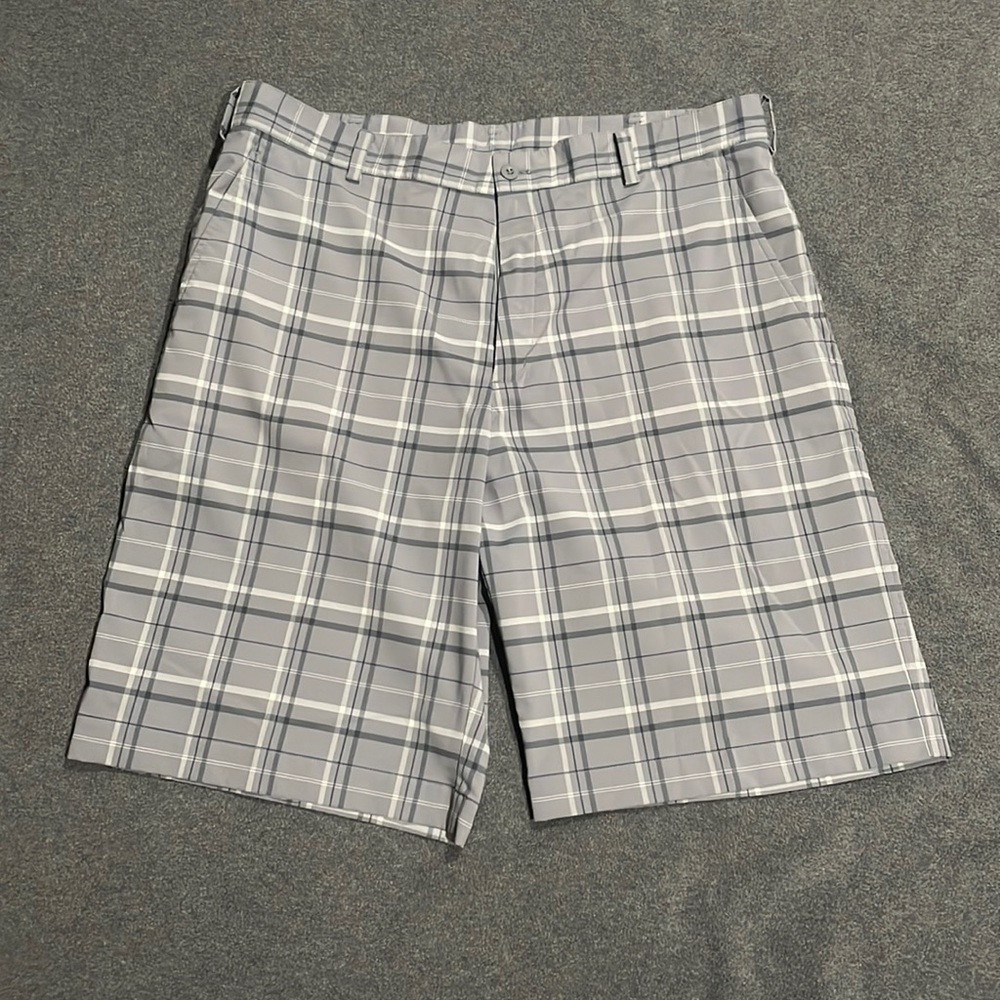 Nike Golf Shorts - Men’s Size 36 (Gray)
